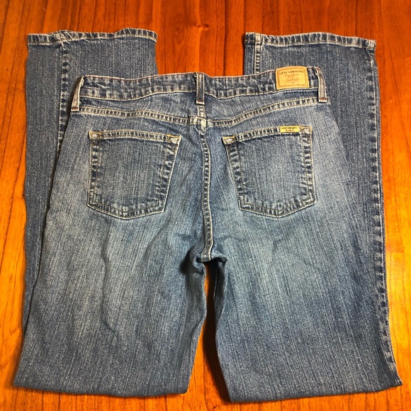 Signature by Levi’s mid rise bootcut jeans - Picture 3 of 12